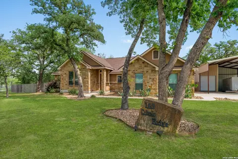 149 Cibolo Ridge Dr, La Vernia, TX 78121