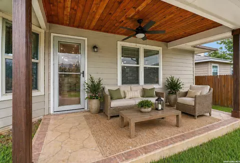 10311 Rosalina Loop, Converse, TX 78109