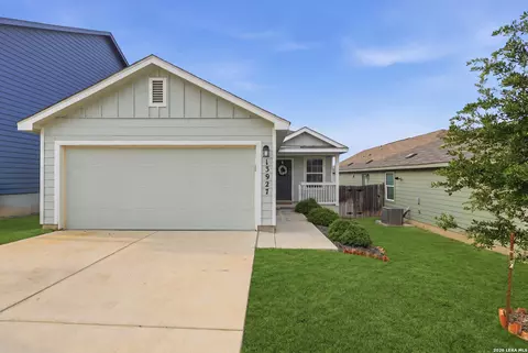 13927 Silos Mdws, San Antonio, TX 78252