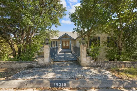 19318 Strauss, San Antonio, TX 78256
