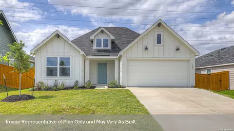 248 Flora Vista St, San Marcos, TX 78666