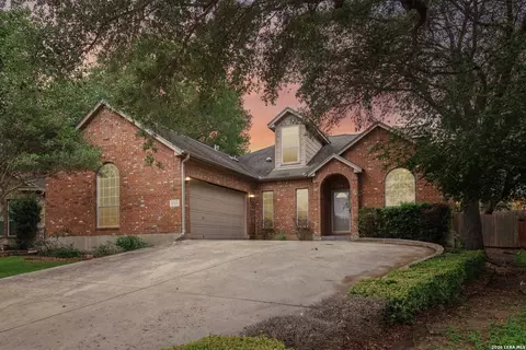 8703 Stoney Brk, Universal City, TX 78148
