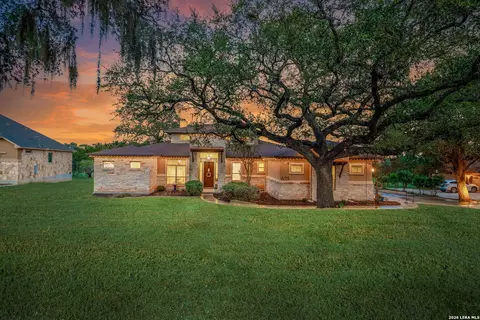 625 Haven Point Loop, New Braunfels, TX 78132