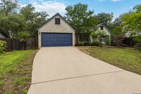 10903 Bristle Oak Dr, San Antonio, TX 78249