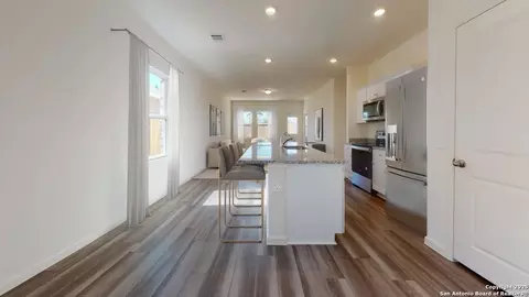 136 Dionicio Loop, Seguin, TX 78155 photo 3
