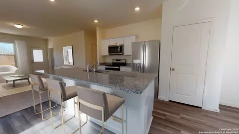 136 Dionicio Loop, Seguin, TX 78155 photo 2