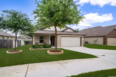 329 Hinsdale Run, Cibolo, TX 78108