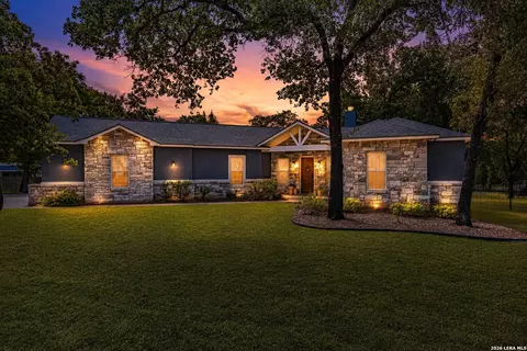 263 Cibolo Ridge Dr, La Vernia, TX 78121