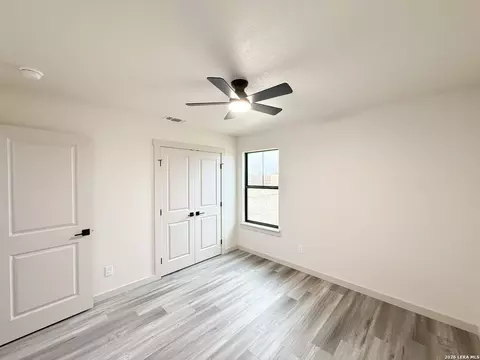 Bedroom - 1206 Devine Dr, Devine, TX 78016 photo 2 of 5