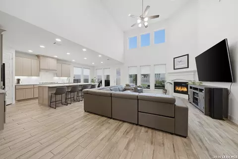 10123 Dapple Colt, San Antonio, TX 78254