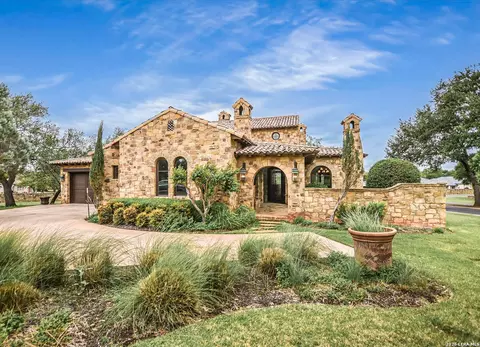 100 Milagro, Horseshoe Bay, TX 78657