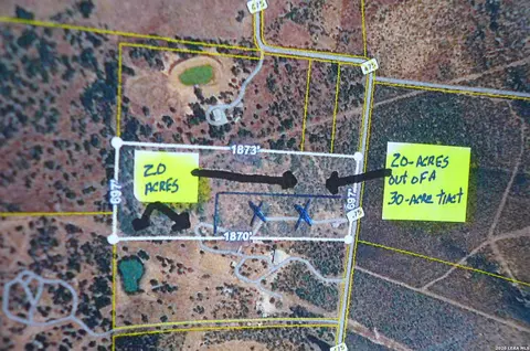 2257 County Road 475, Nixon, TX 78140