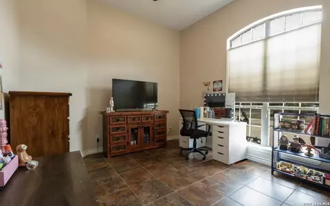 Other - 518 Jack Nickolaus, Devine, TX 78016 photo 4 of 4