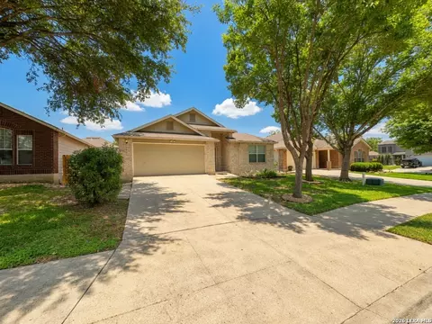 3304 Whisper Blf, Schertz, TX 78108