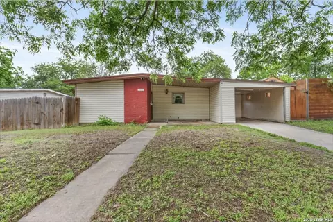 114 Birchwood Dr, San Antonio, TX 78213
