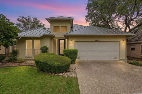 19122 E Birdsong, San Antonio, TX 78258