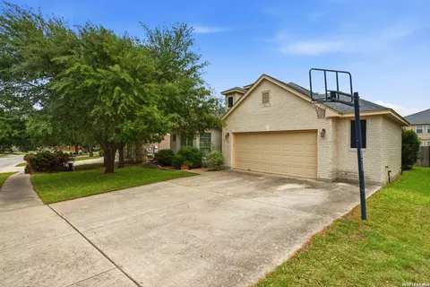 305 Hilton Dr, Cibolo, TX 78108