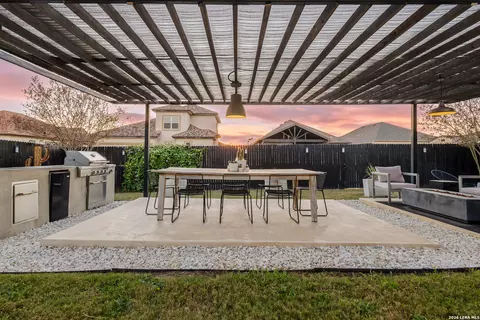3922 Brazos Bnd, San Antonio, TX 78245