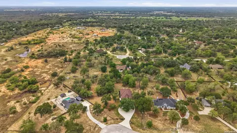 306 County Road 6876, Natalia, TX 78059