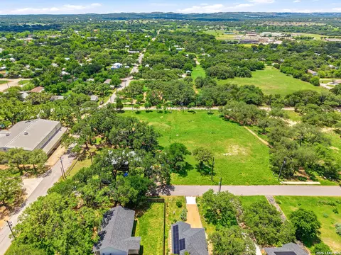 lot1 12th St, Blanco, TX 78606