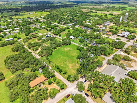 lot10 11th St, Blanco, TX 78606