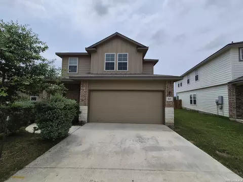 465 Middle Green Loop, Floresville, TX 78114
