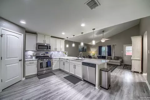 13408 Drop Seed, San Antonio, TX 78254