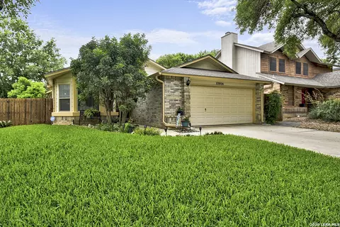 13914 Laurel Hollow Dr, San Antonio, TX 78232