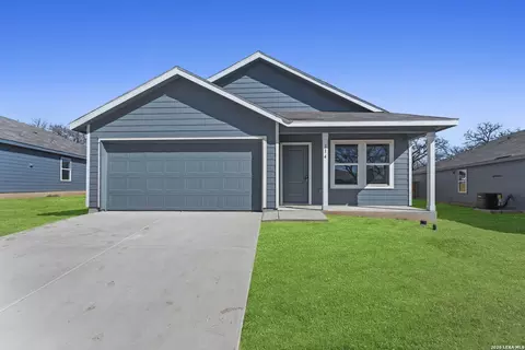 114 Ellendale Pl, Fredericksburg, TX 78624