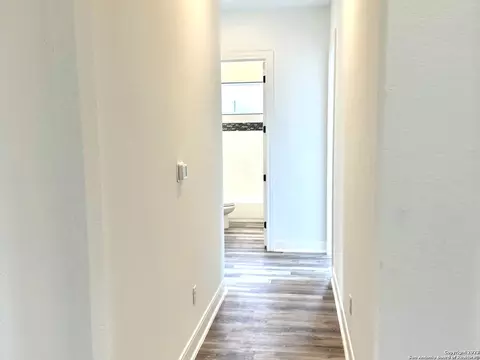 Entry Way - 101 Daniel Jackson, Blanco, TX 78606 photo 2 of 3
