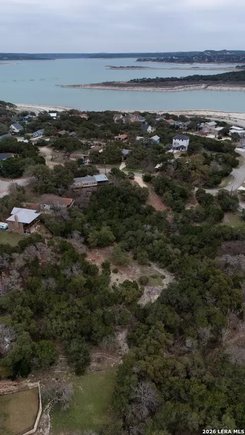1466 1476 Paradise Dr, Canyon Lake, TX 78133
