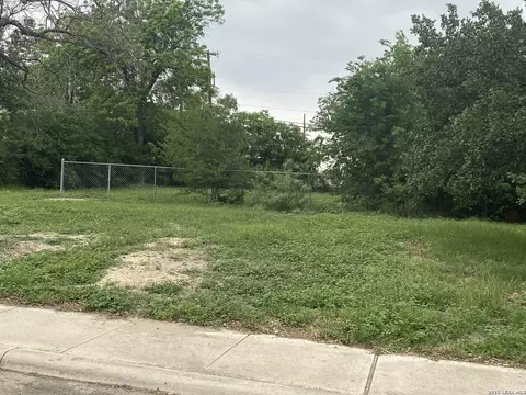 207 Merry Ann, San Antonio, TX 78223