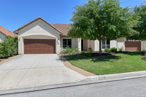 615 Geddington, Shavano Park, TX 78249