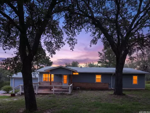 22710 Petwood Dr, San Antonio, TX 78264