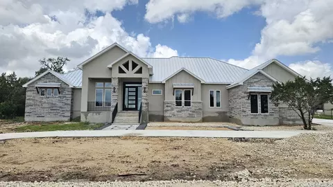 612 Cross Oak, New Braunfels, TX 78132