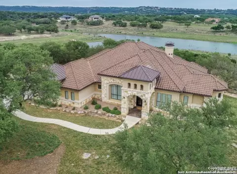 1148 Mission Way, Canyon Lake, TX 78133