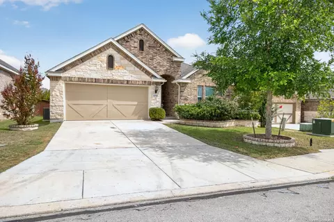 13726 Quiet Fox Ln, San Antonio, TX 78245