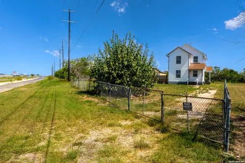 Exterior - 12160 Interstate 10, Converse, TX 78109 photo 8 of 9