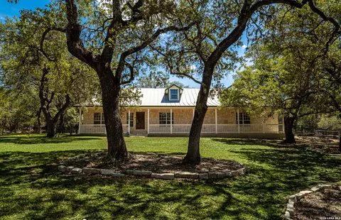 341 Indigo Run Dr, Bulverde, TX 78163
