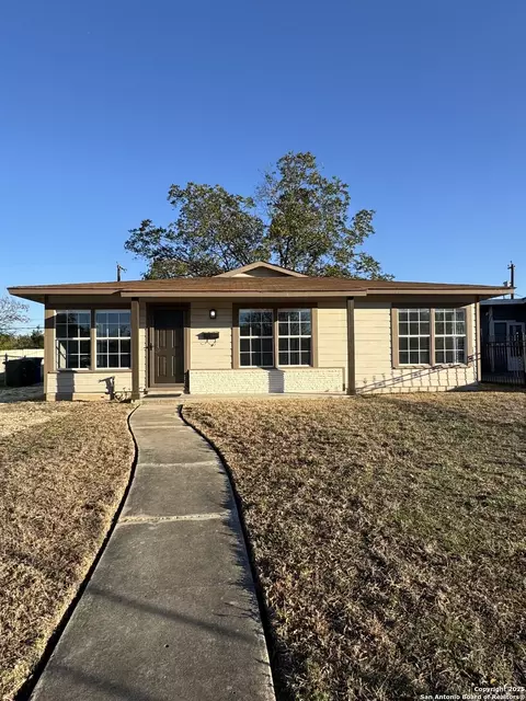 219 E Vestal Pl, San Antonio, TX 78221