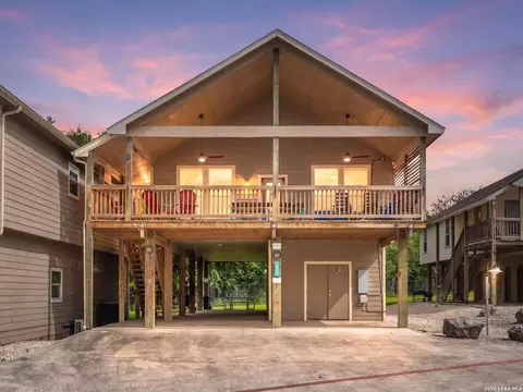 150 River Villas Ct # 7, New Braunfels, TX 78132