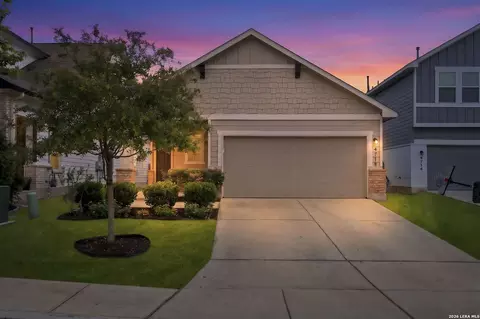 4718 Audubon Pl, San Antonio, TX 78217