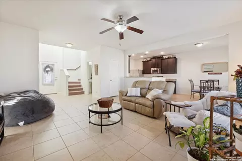 11933 Luckey Fls, San Antonio, TX 78252