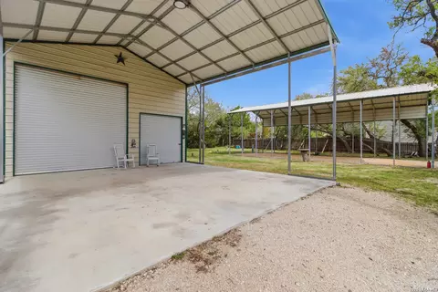 390 Pr 1507, Bandera, TX 78003