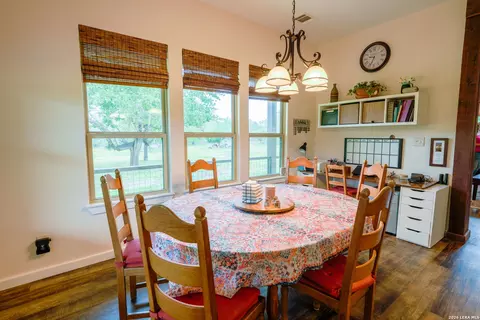 Dining - 1407 County Road 761, Devine, TX 78016 photo 1 of 1
