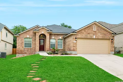 7814 Lacey Oak Cv, San Antonio, TX 78250