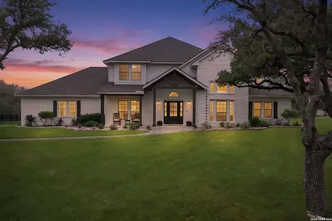 112 Cibolo Holw N, Boerne, TX 78015