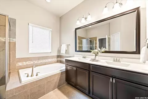 Bath - 8764 Stackstone, Schertz, TX 78154 photo 2 of 5