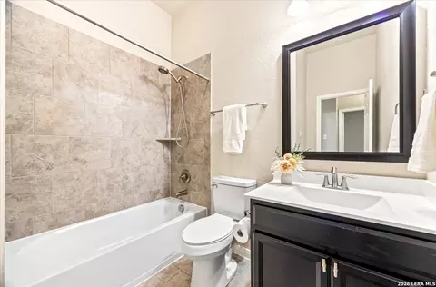Bath - 8764 Stackstone, Schertz, TX 78154 photo 4 of 5