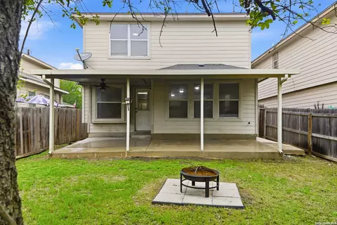 6806 Grapevine Lk, San Antonio, TX 78244